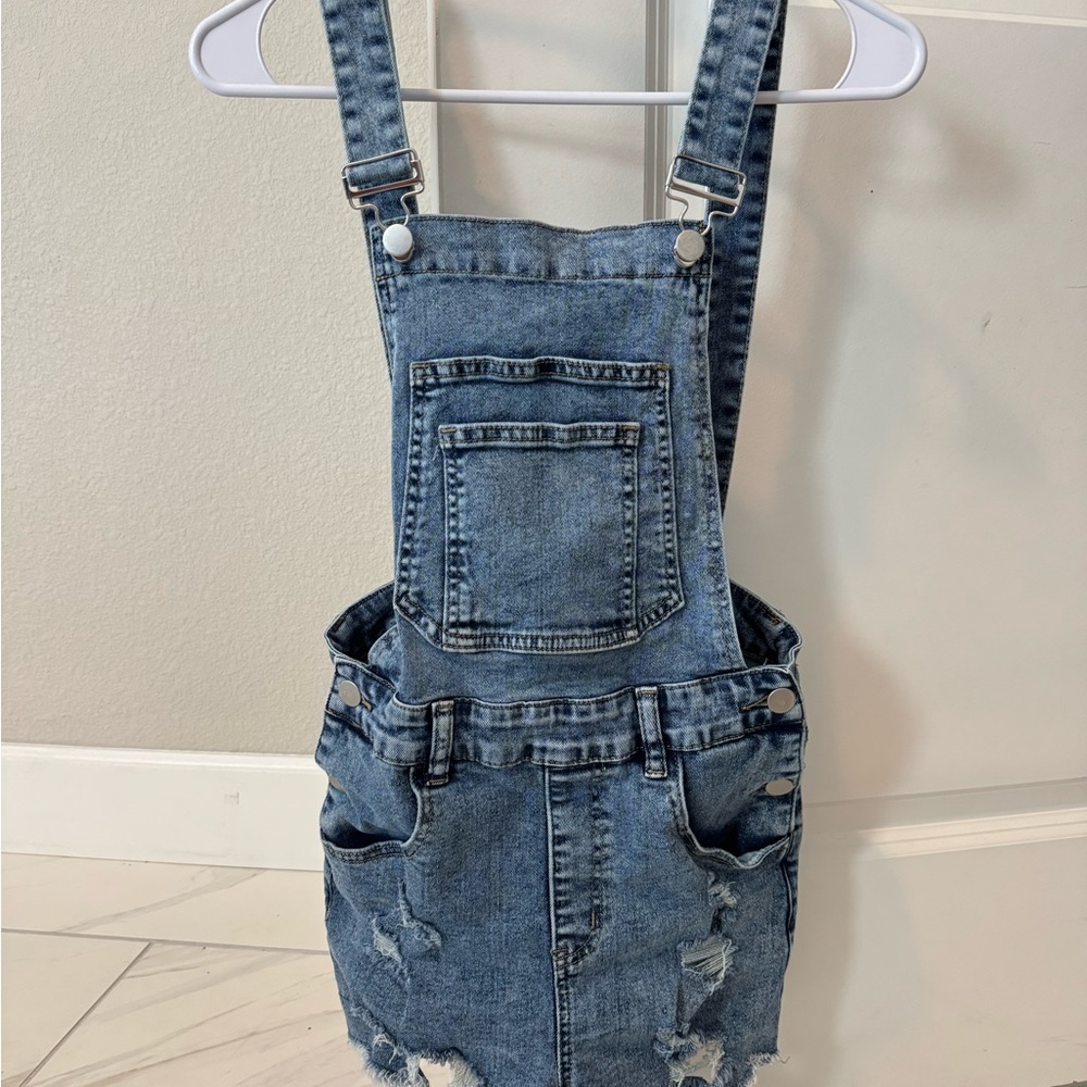 SHEIN Light Wash Distressed Denim Overall Skirt